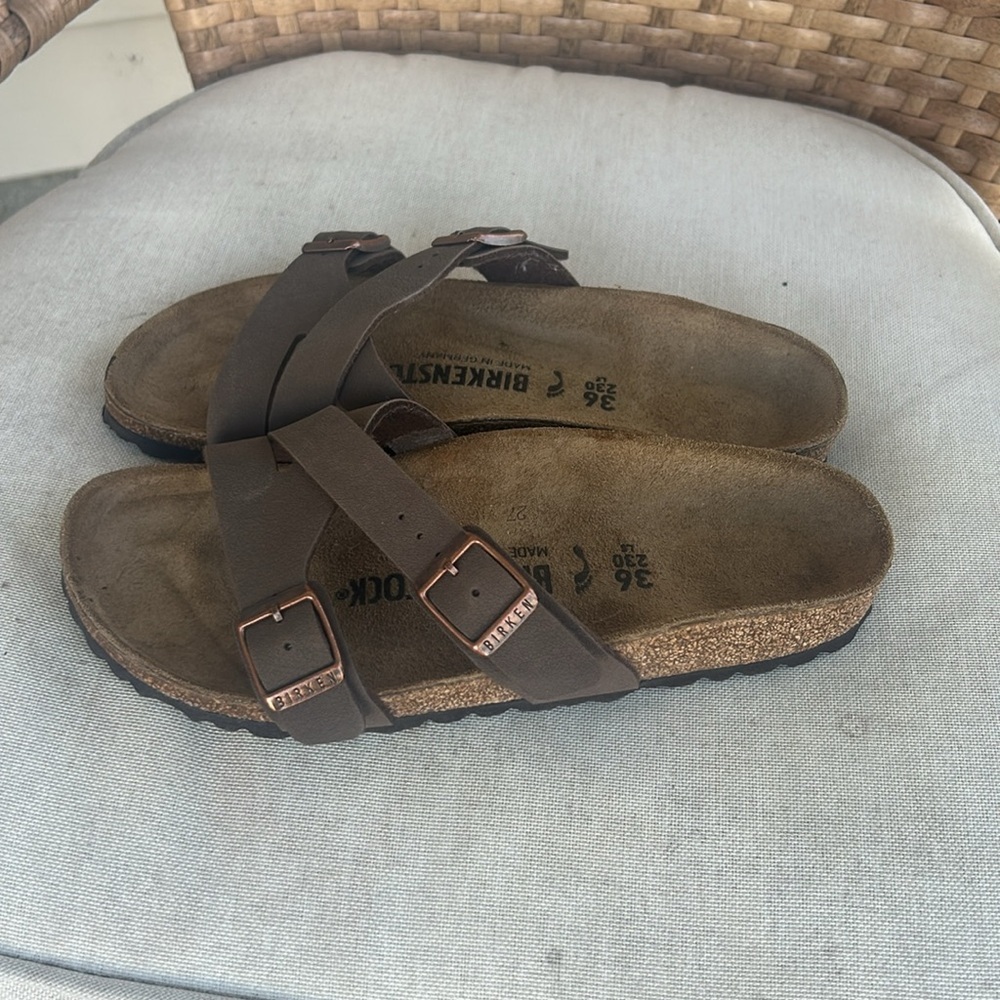 Birkenstock - Yao balance mocha sandals - Picture 3 of 5